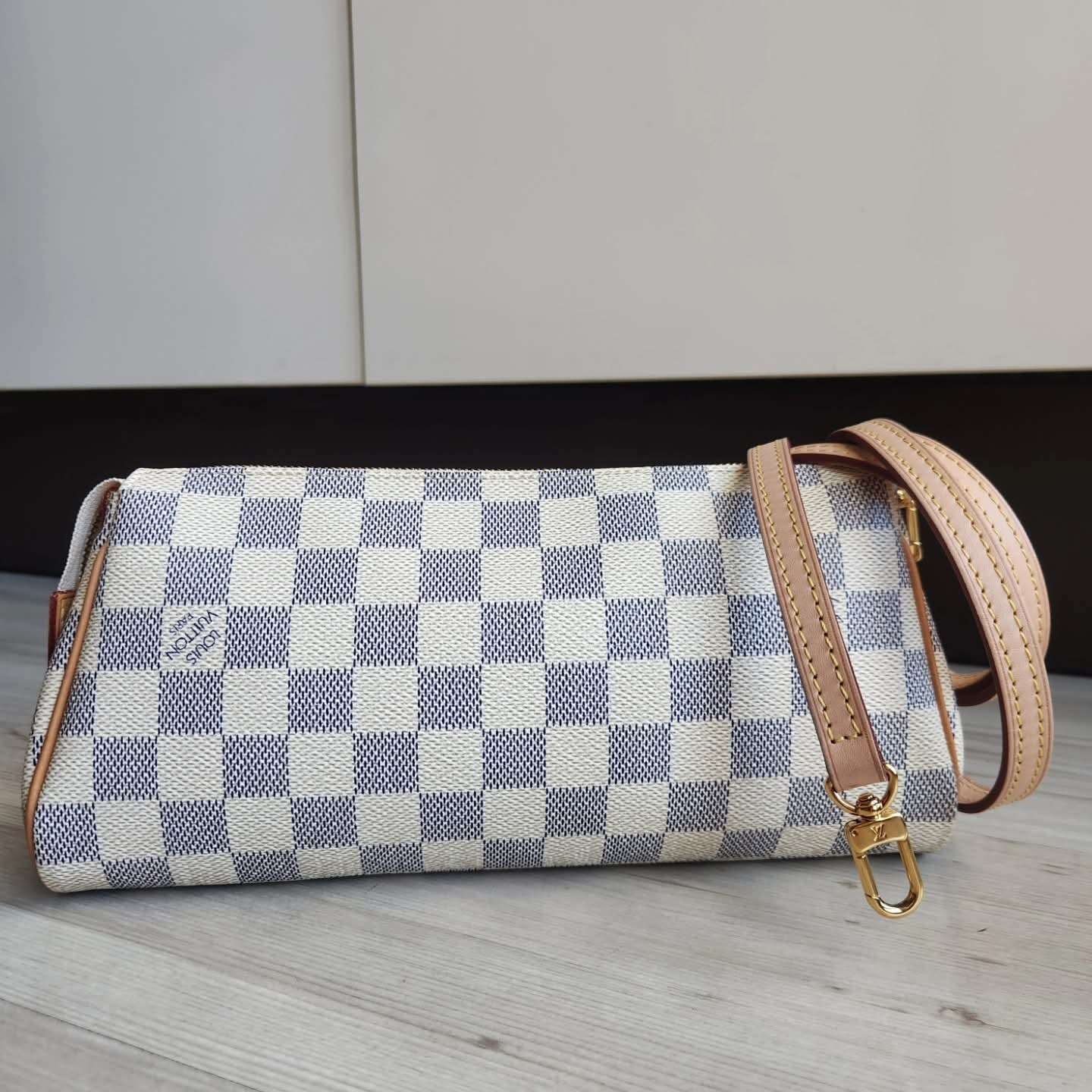Louis Vuitton Eva Damier Azur