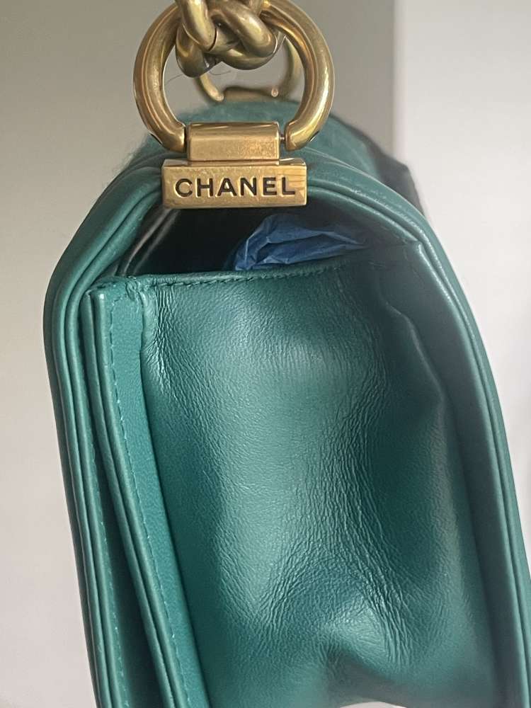 Chanel boy small