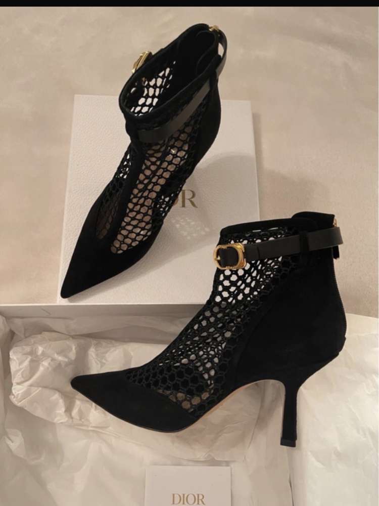 Dior kotnicky
