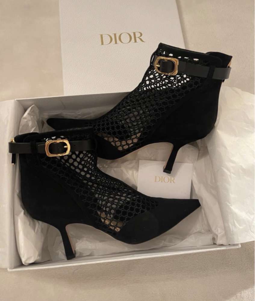Dior kotnicky