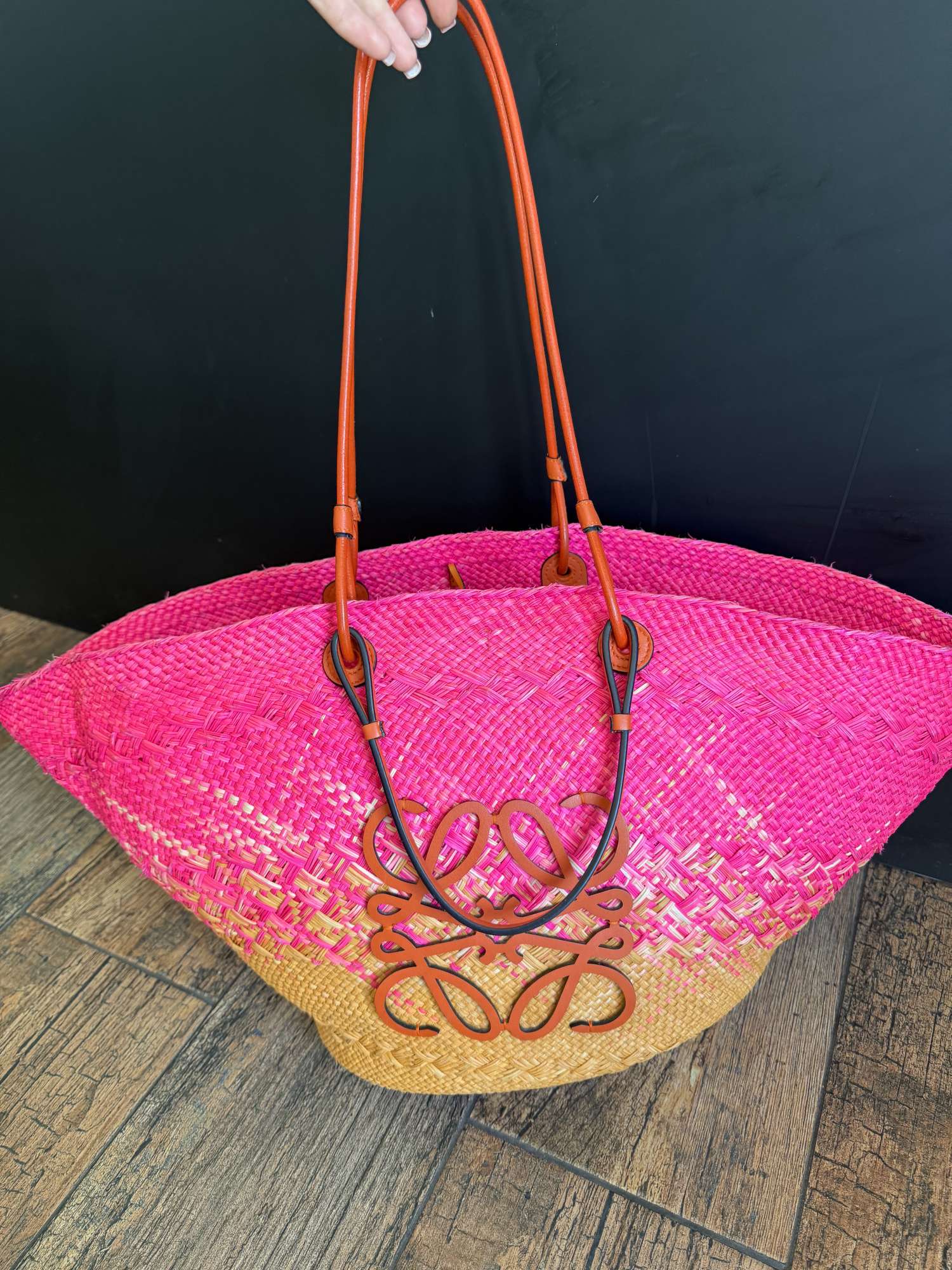 Loewe košik