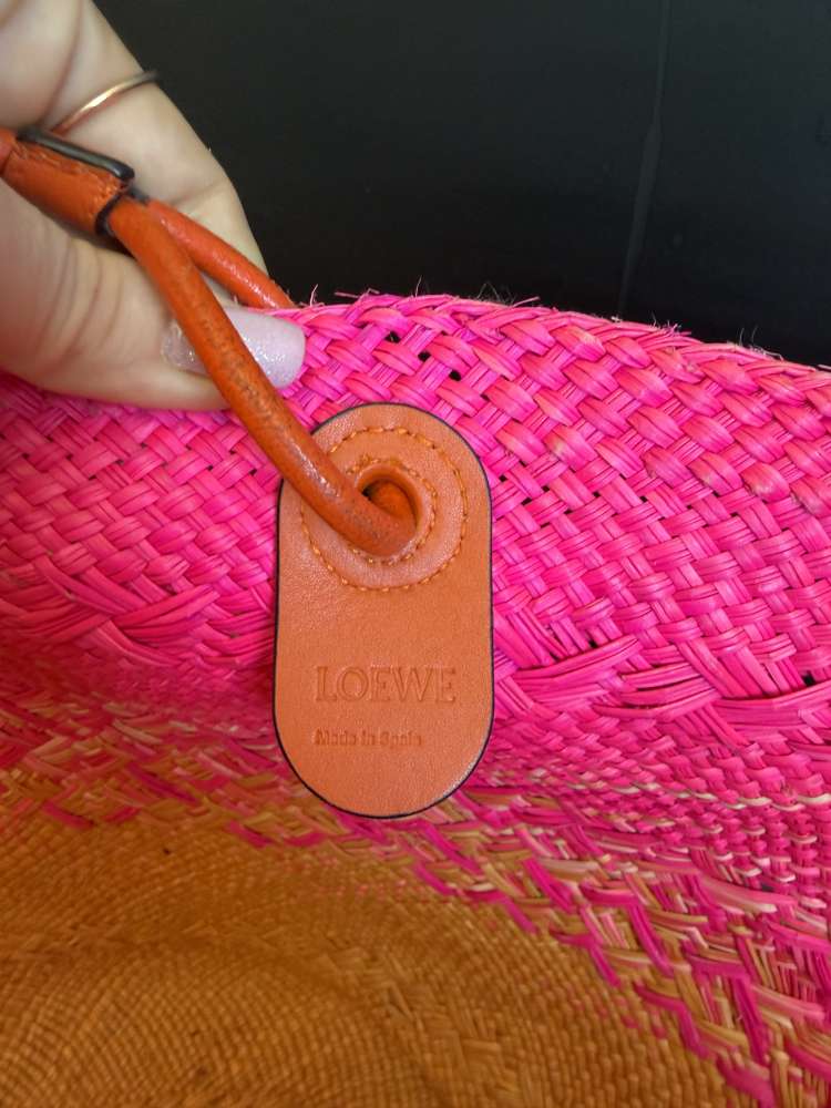 Loewe košik