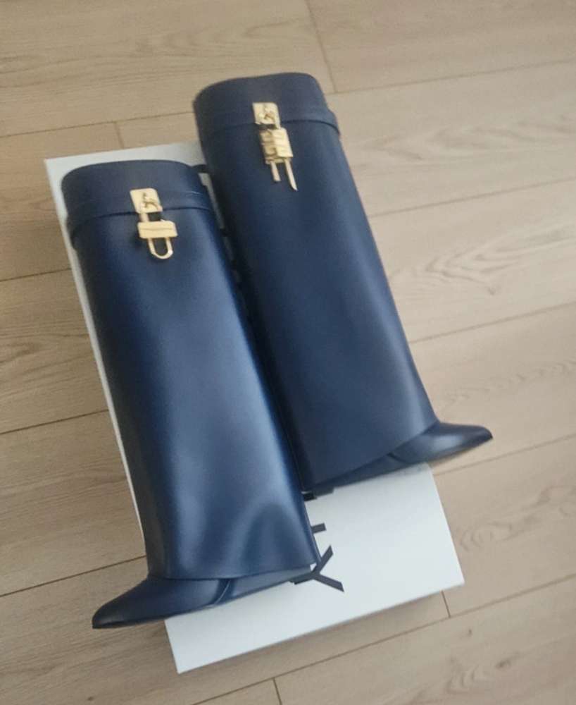 Givenchy shark Boots