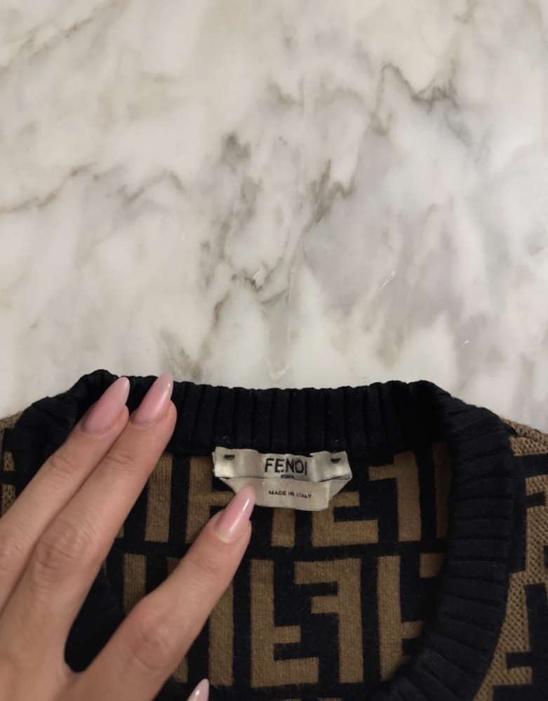 Fendi svetrik