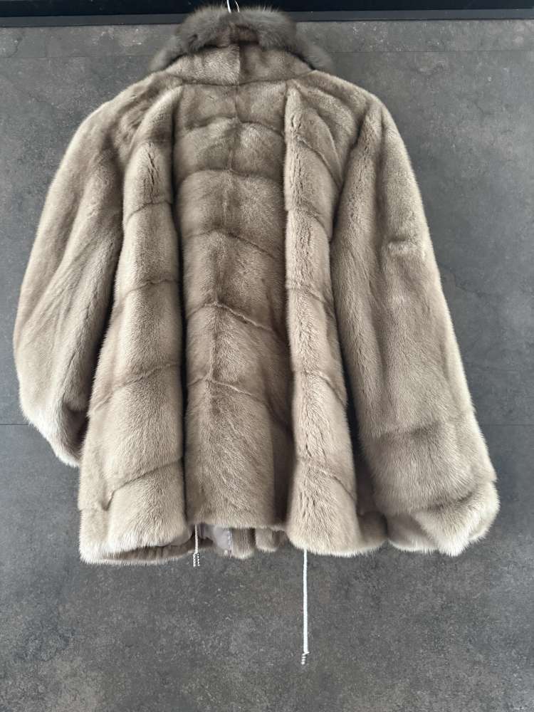 EXKLUZÍVNA KOŽUŠINA NORKA & SOBOL 🤎 Luxus, ktorý jednoducho neprehliadneš.
