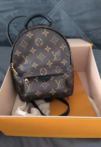 https://vipluxury.sk/Louis Vuitton Palm Springs PM