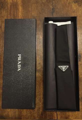 https://vipluxury.sk/Prada kravata
