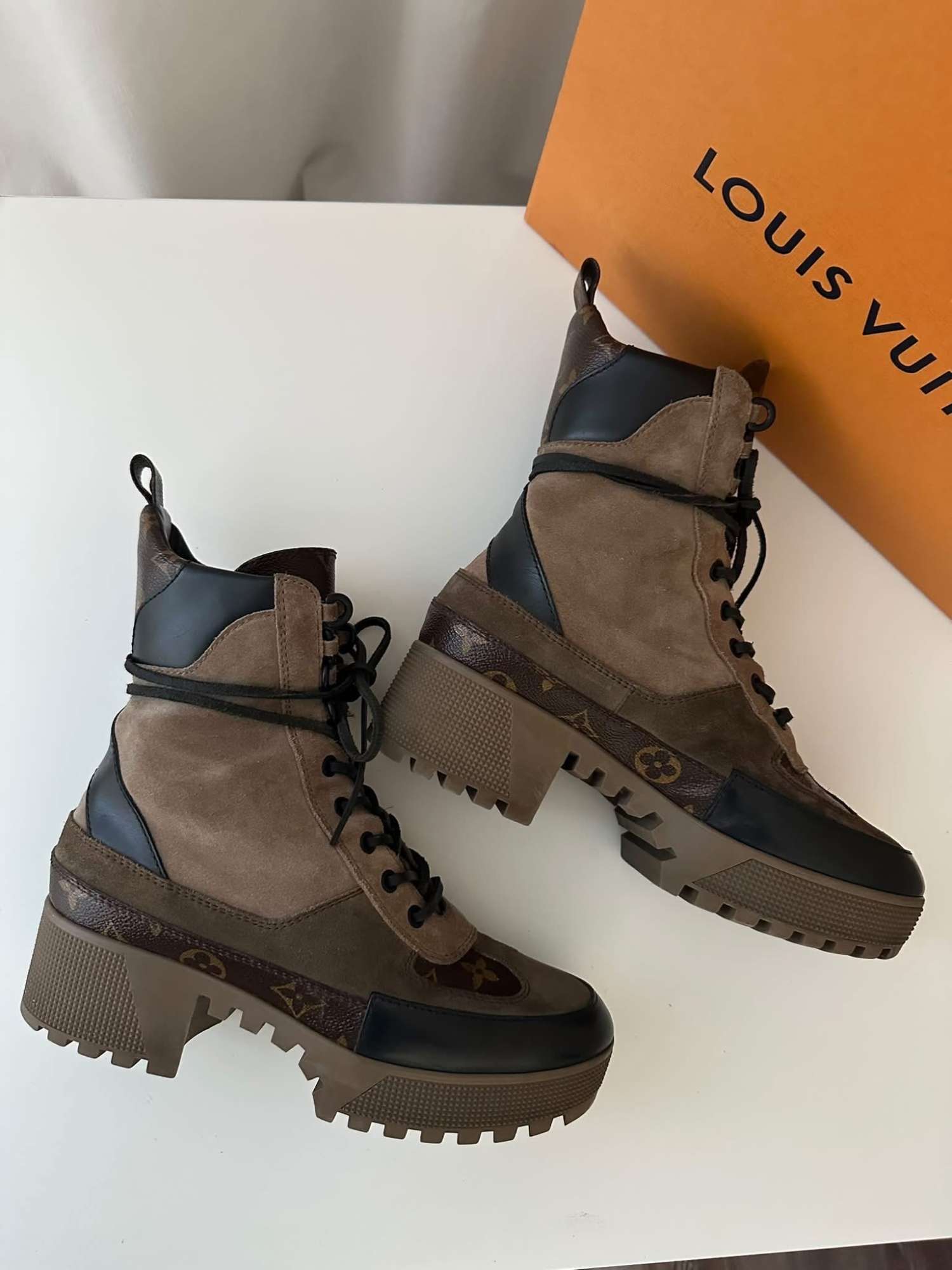 Louis Vuitton Laureate Platform Desert Boot