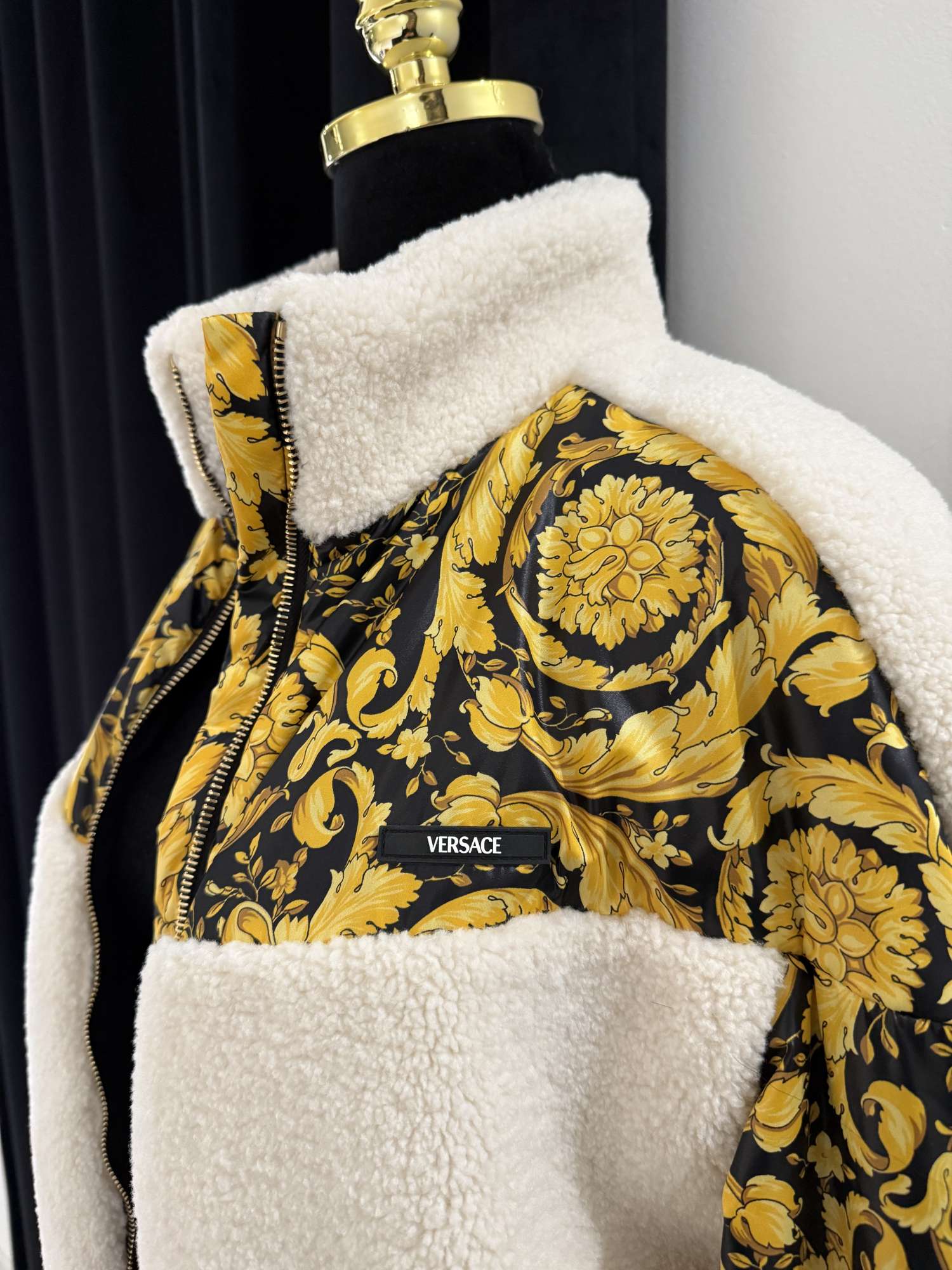 Versace plyšová bundička