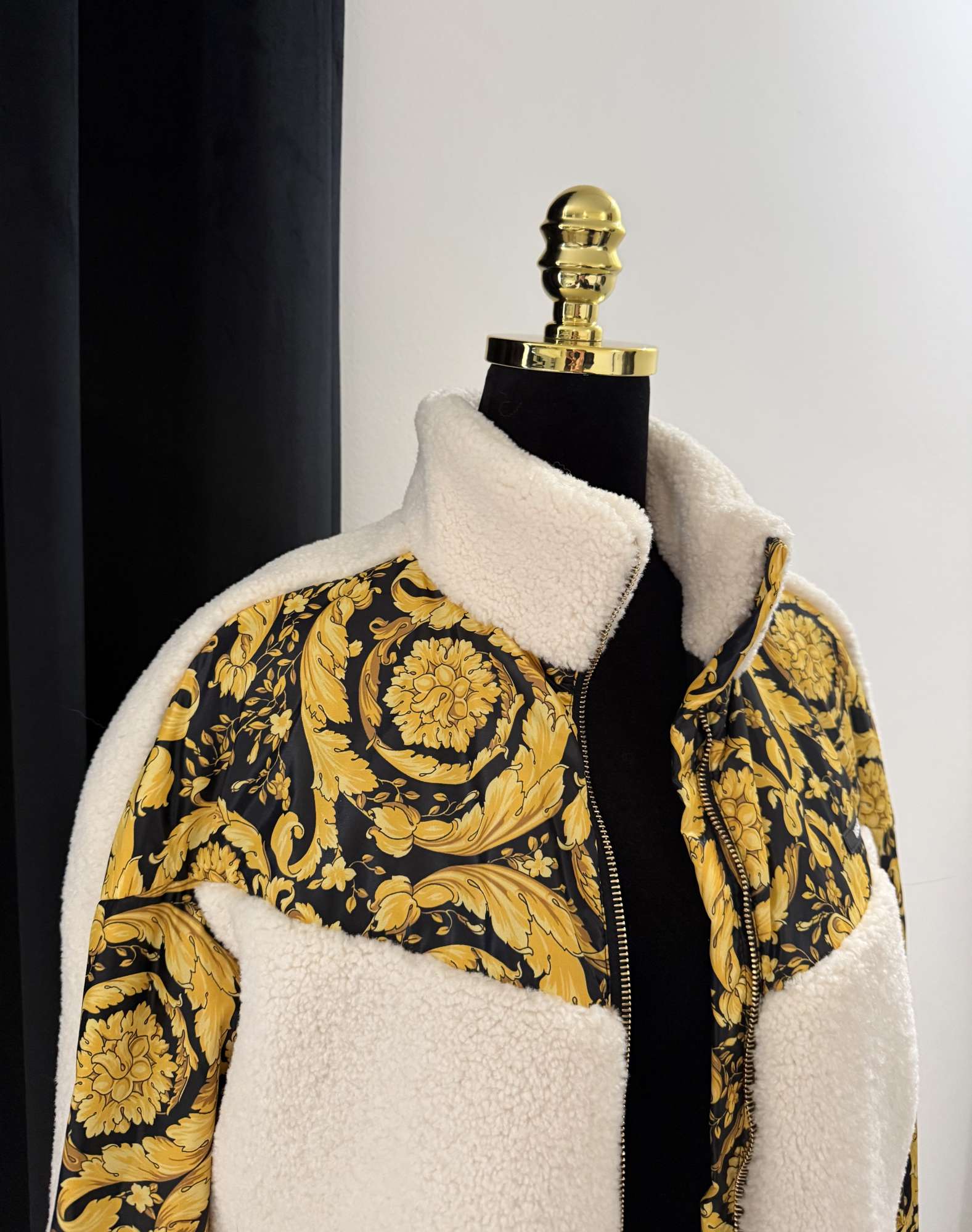 Versace plyšová bundička