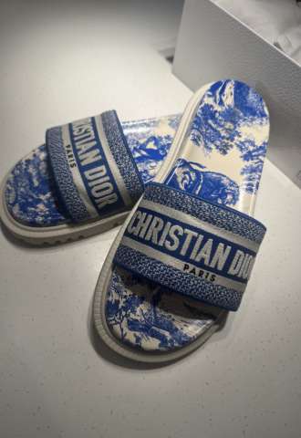 https://vipluxury.sk/Christian Dior Dway