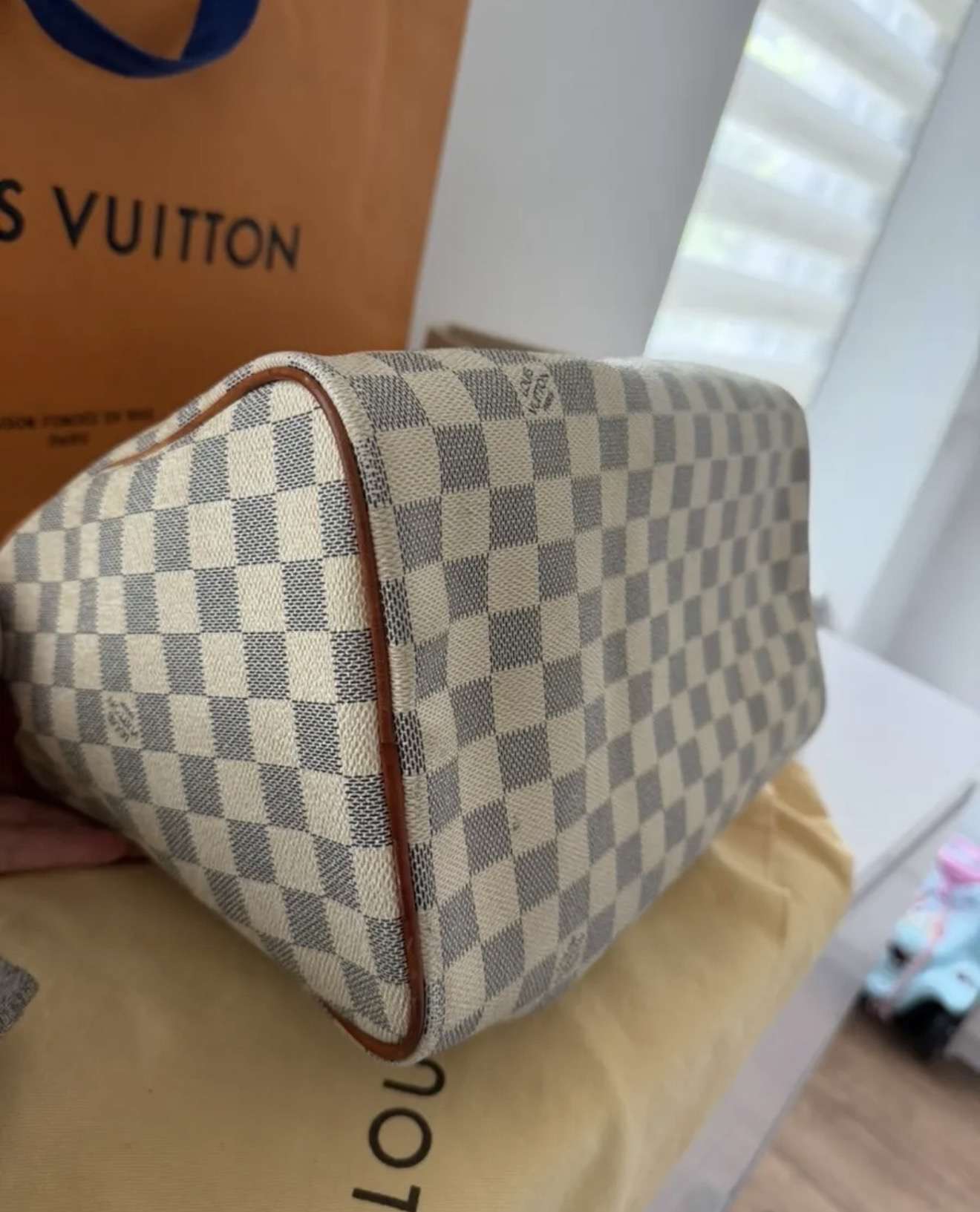 Louis Vuitton speedy 30