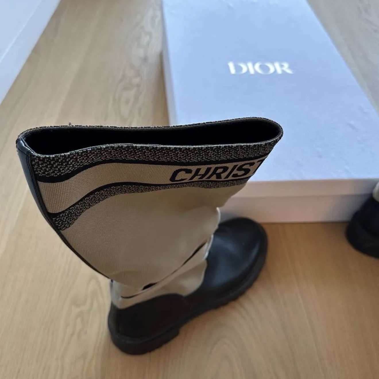 Dior čižmy