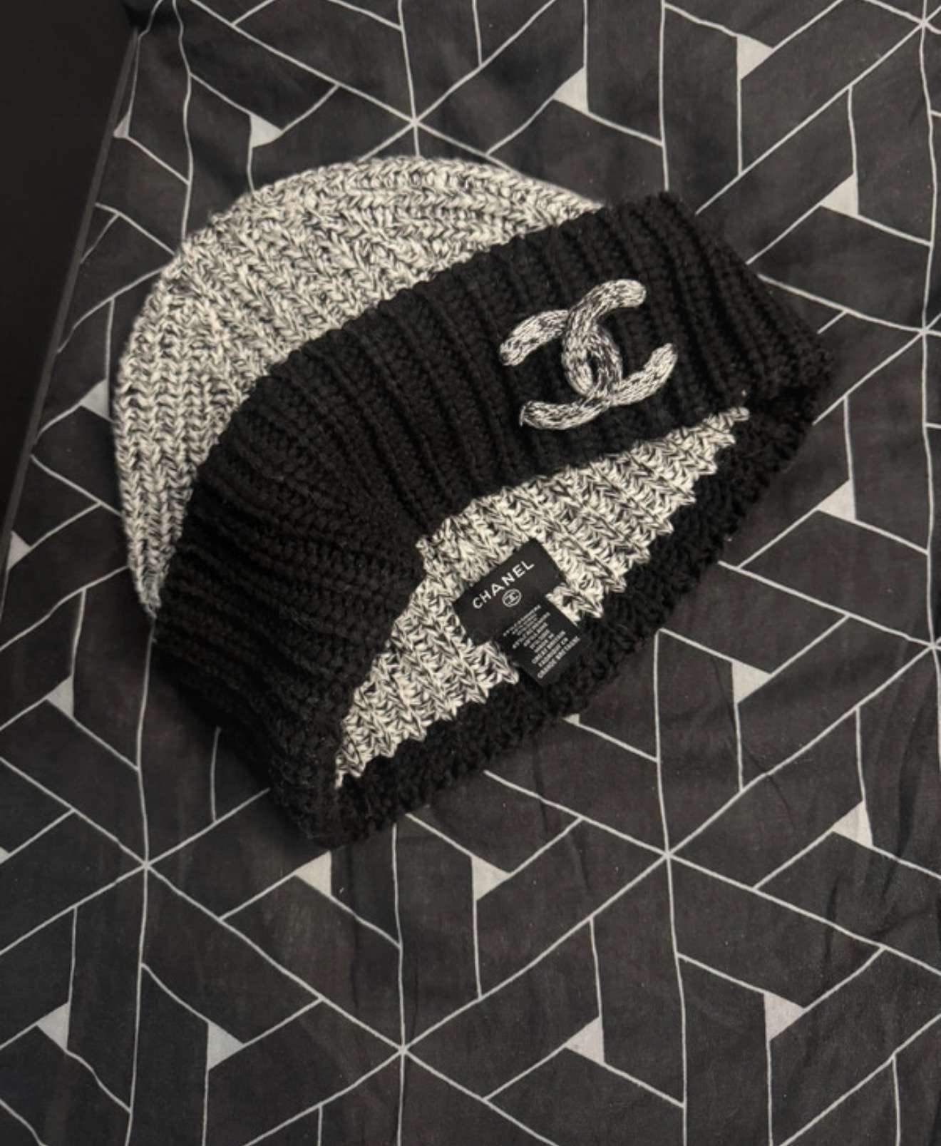 Chanel čiapka