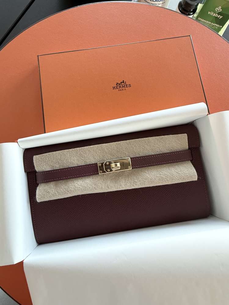 Hermès Kelly To Go KTG Epsom Rouge H Zlatá hardvérová výbava