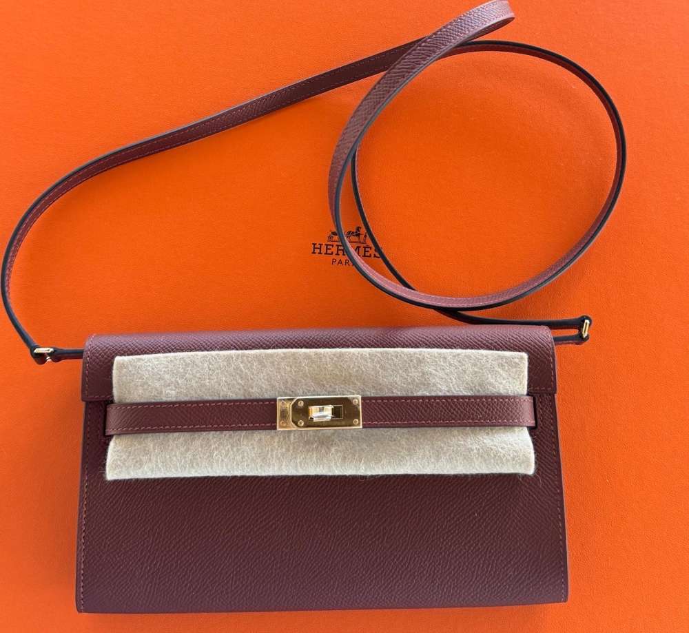 Hermès Kelly To Go KTG Epsom Rouge H Zlatá hardvérová výbava