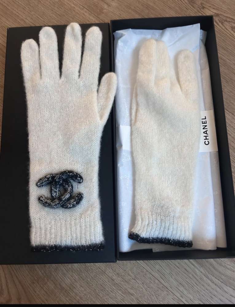 Chanel rukavice