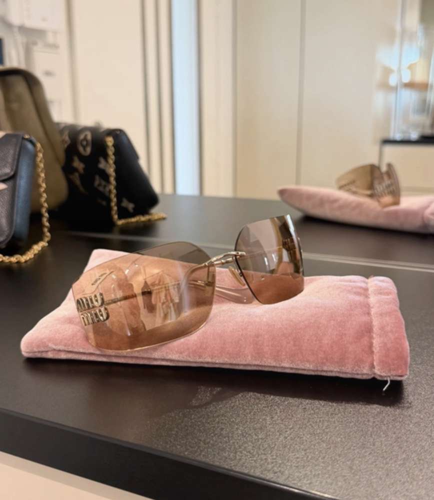 Miu miu okuliare