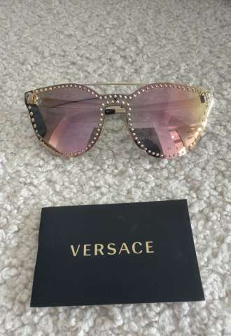 https://vipluxury.sk/Versace slnečné okuliare