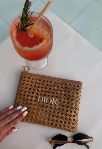 https://vipluxury.sk/Dior solar