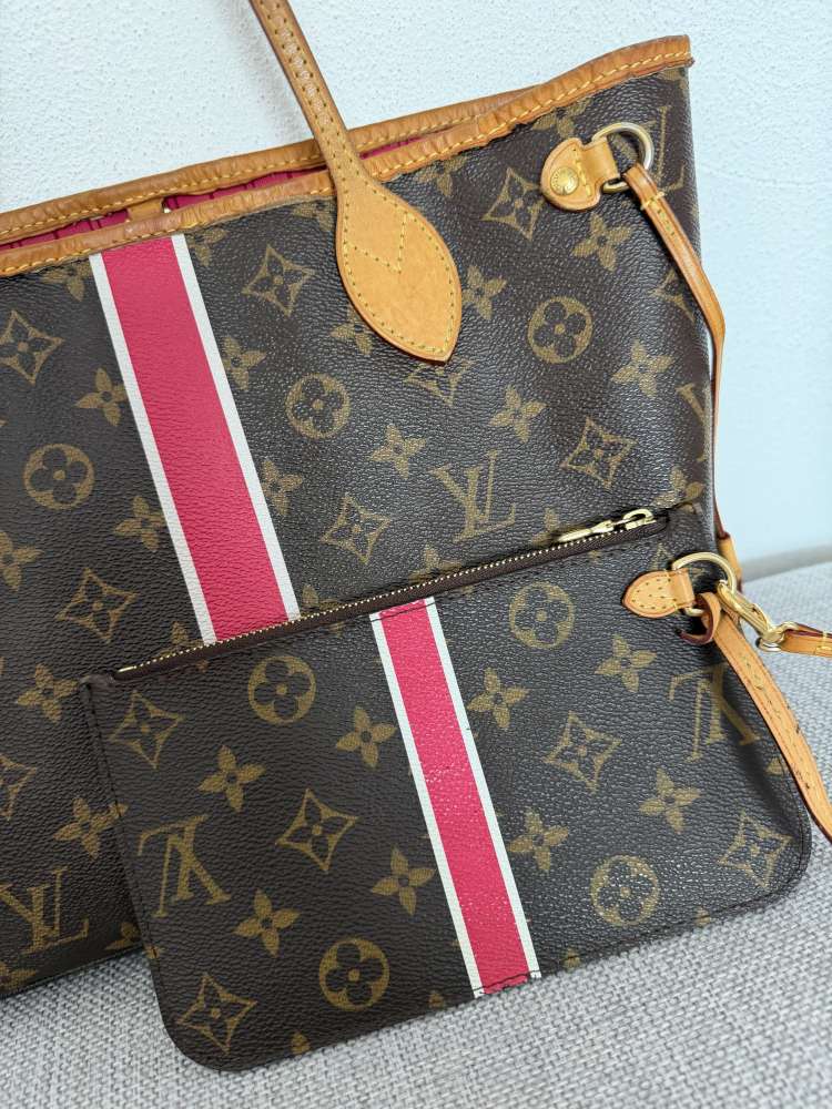 Louis Vuitton Neverfull PM