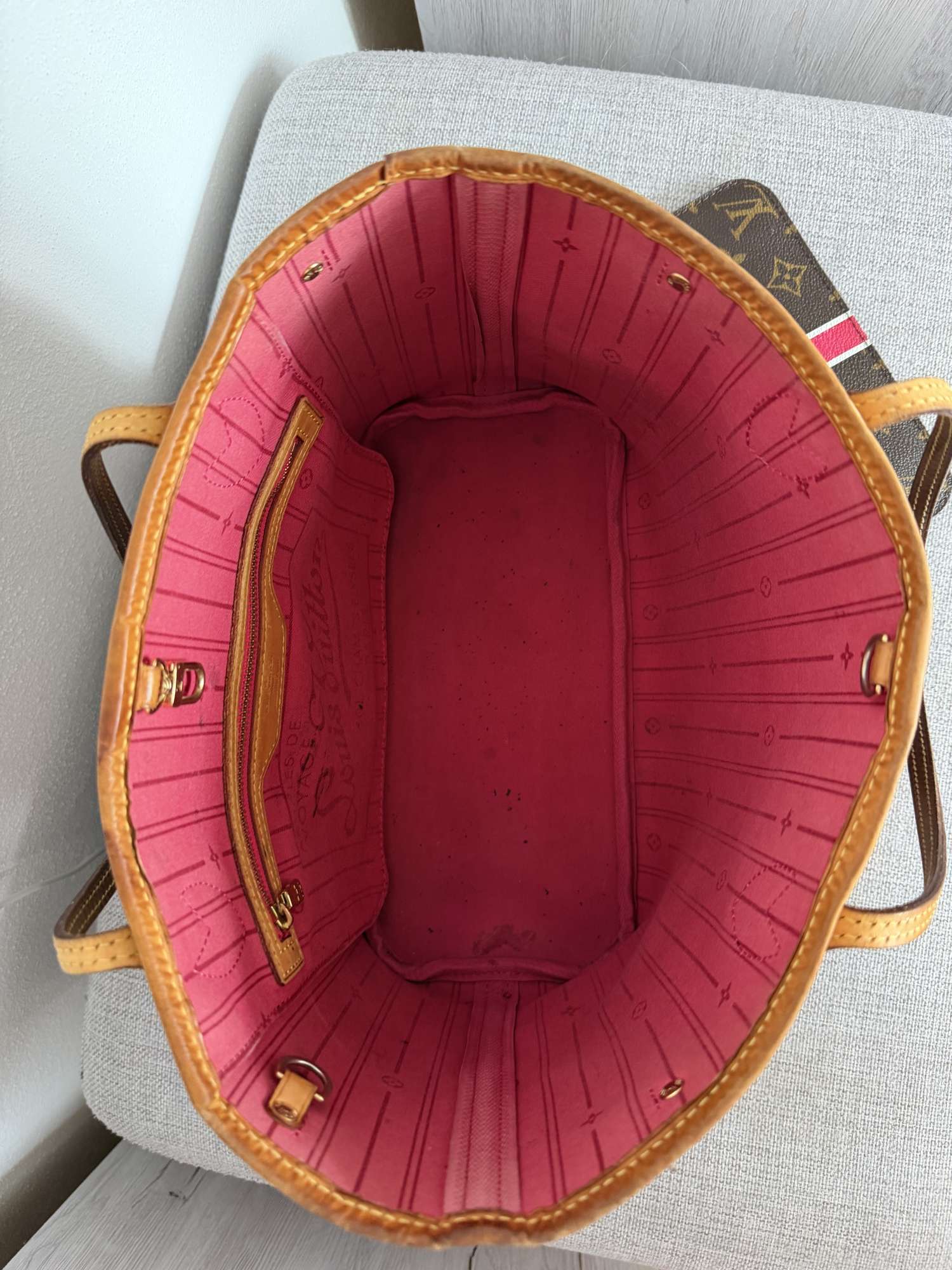 Louis Vuitton Neverfull PM
