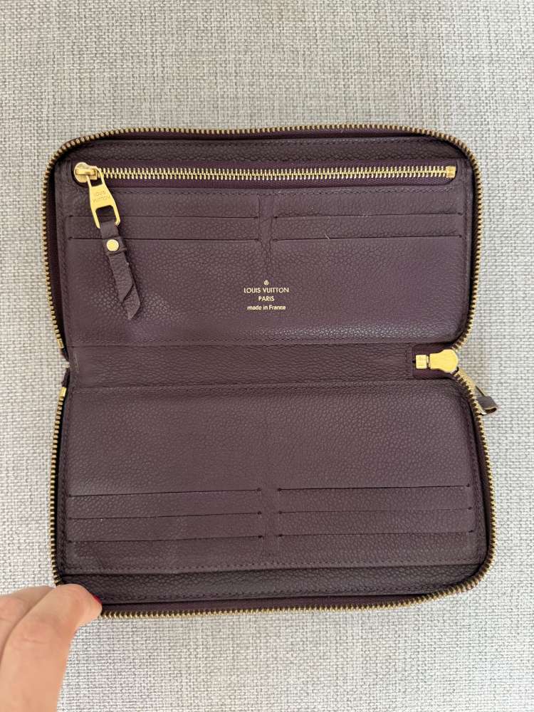 Louis Vuitton Penazenka