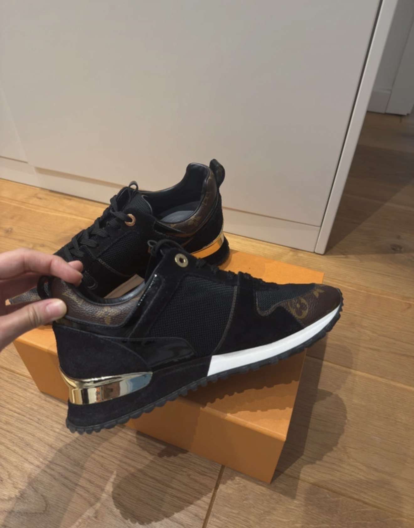 Louis Vuitton run away tenisky