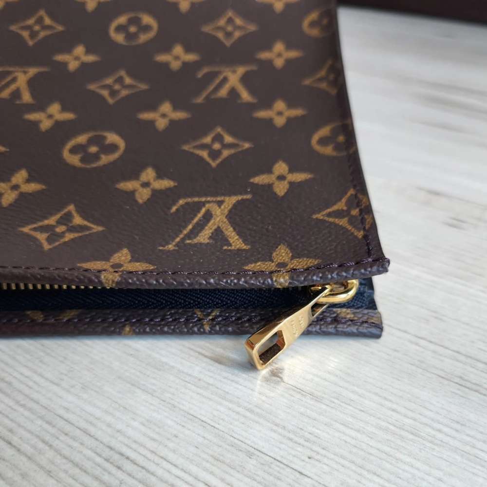 Louis Vuitton Toilette 26