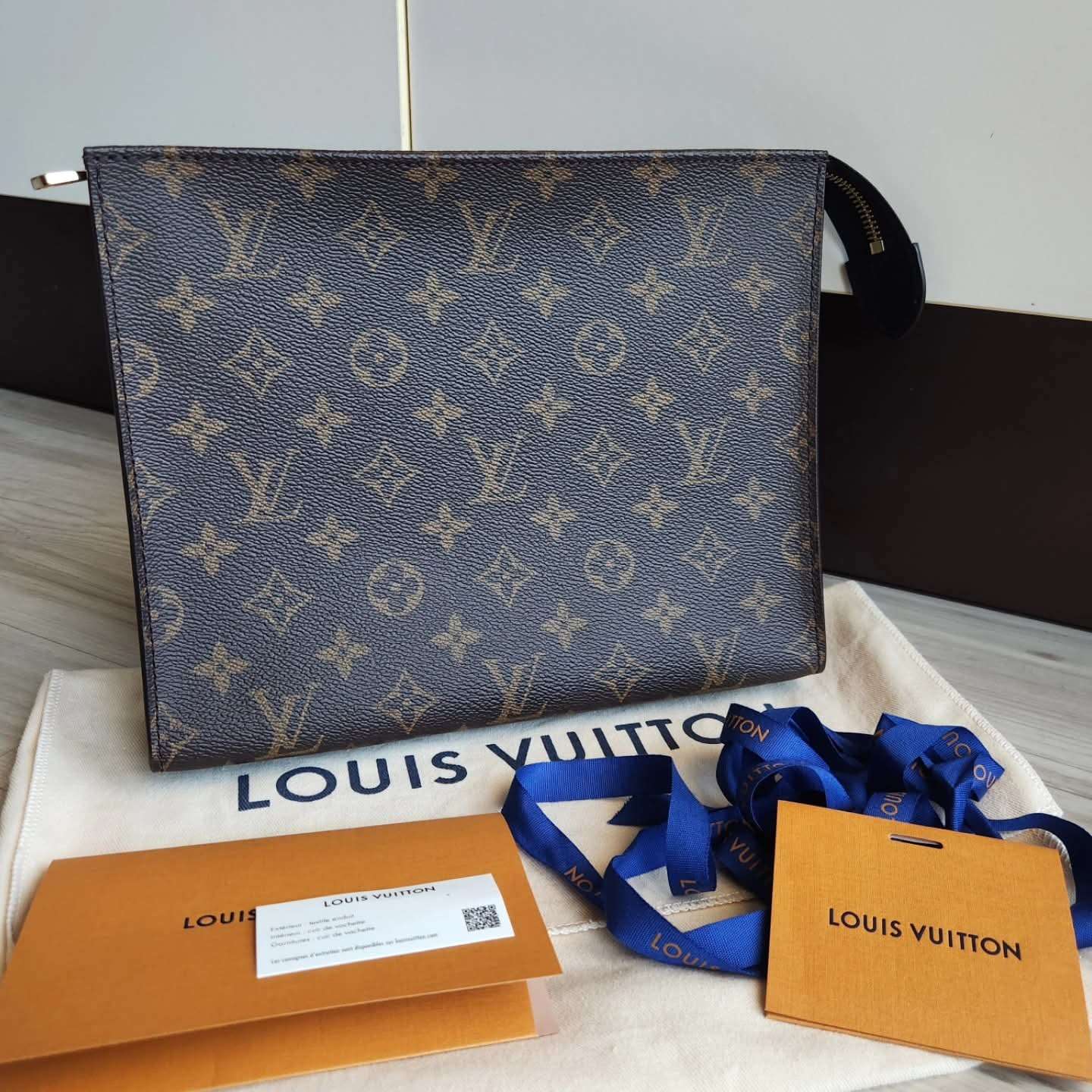 Louis Vuitton Toilette 26