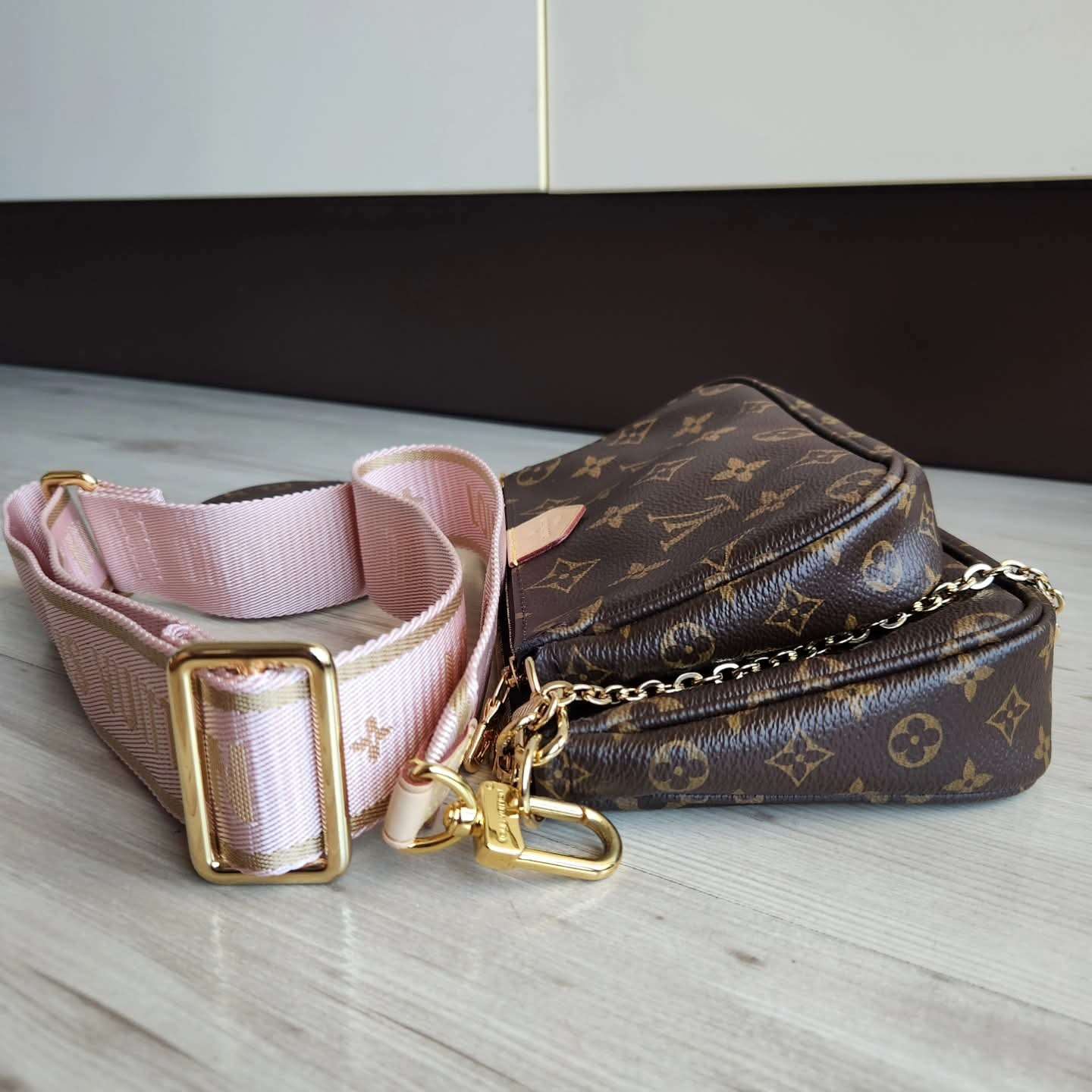 Louis Vuitton Multi Pochette