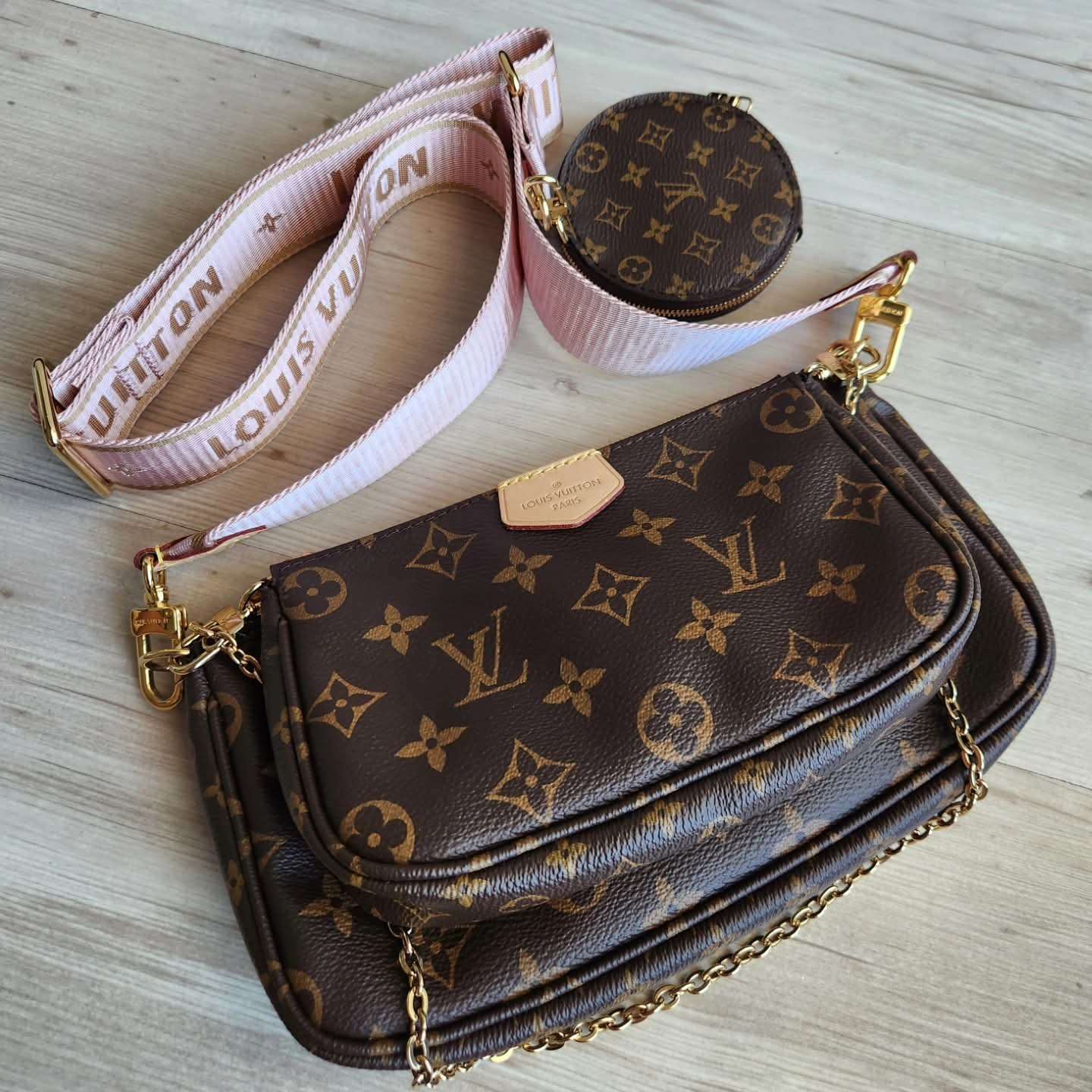 Louis Vuitton Multi Pochette