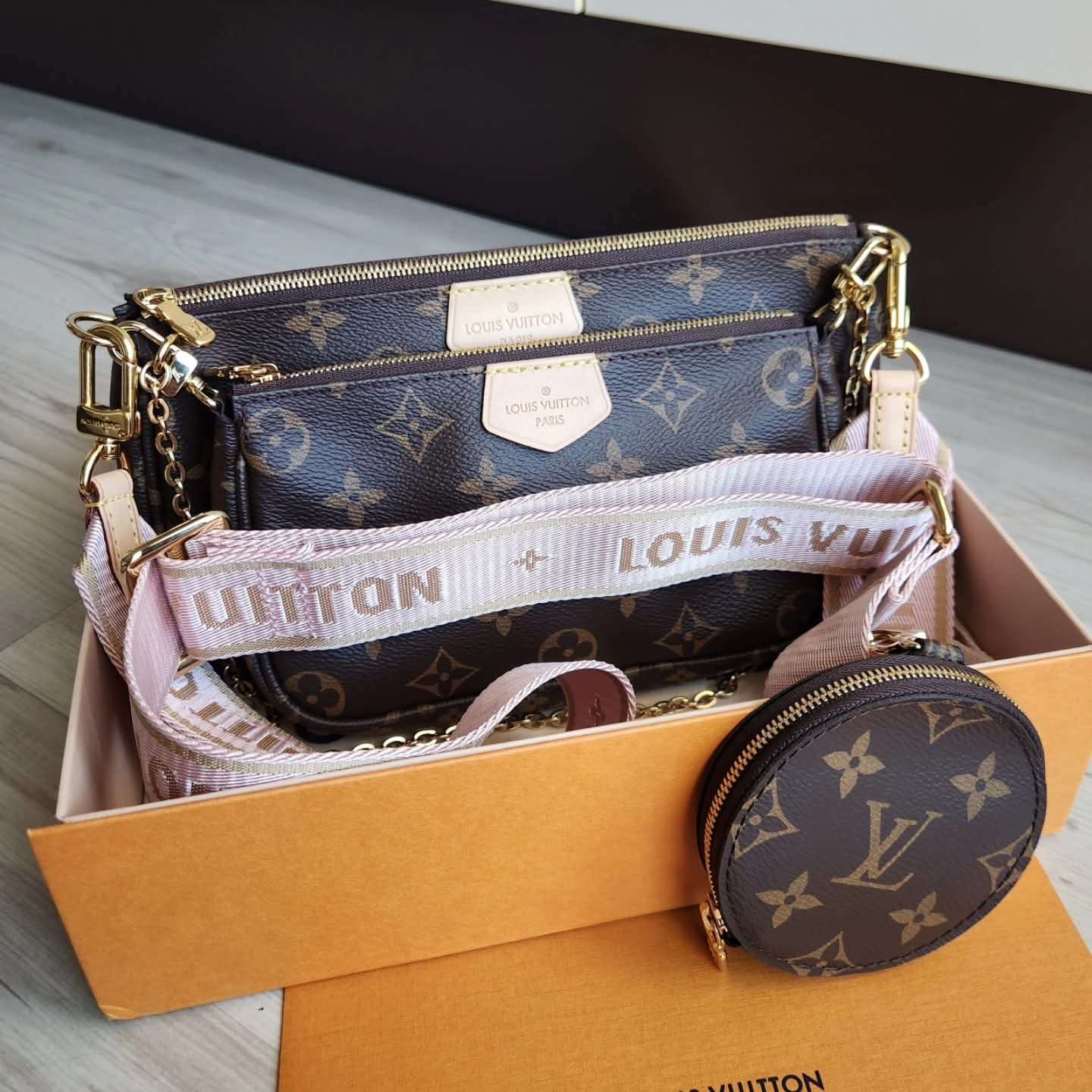 Louis Vuitton Multi Pochette