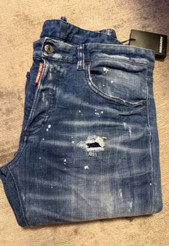 https://vipluxury.sk/Jeans DSQ2