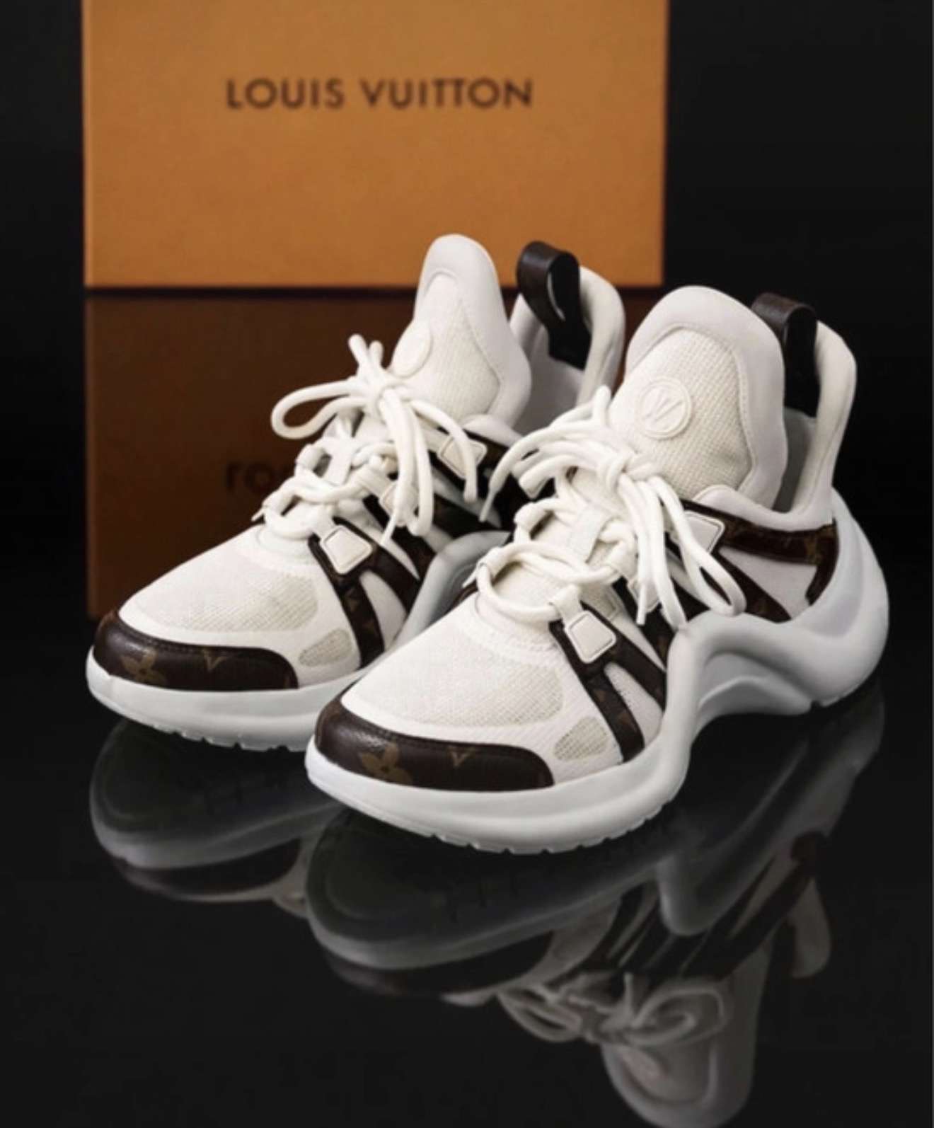 Louis Vuitton archlight