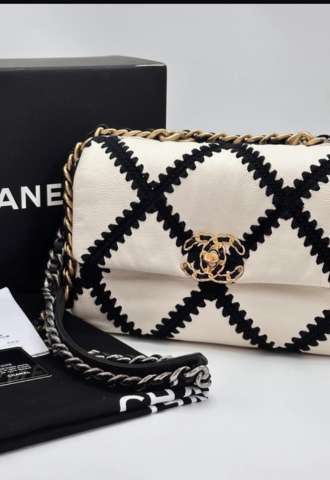 https://vipluxury.sk/Chanel 19 médium