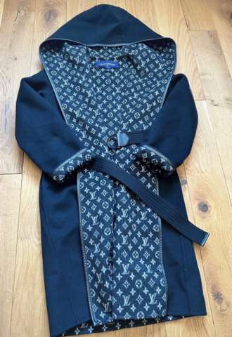 https://vipluxury.sk/Louis Vuitton kabát