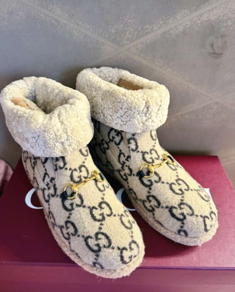 Gucci snehule
