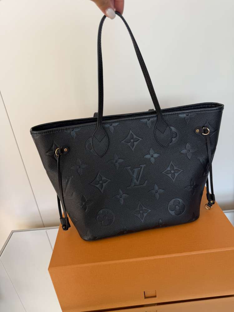 Louis Vuitton neverfull
