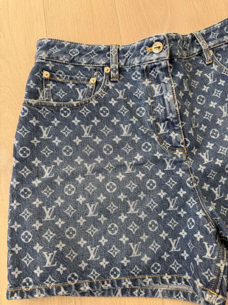 Louis Vuitton kraťase