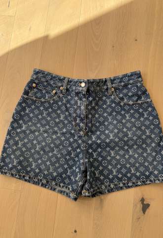 https://vipluxury.sk/Louis Vuitton kraťase