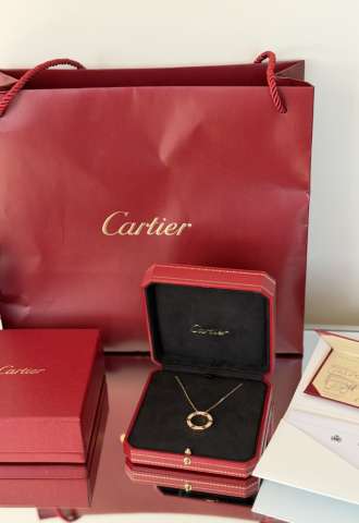 https://vipluxury.sk/Cartie love pendant náhrdnelnik