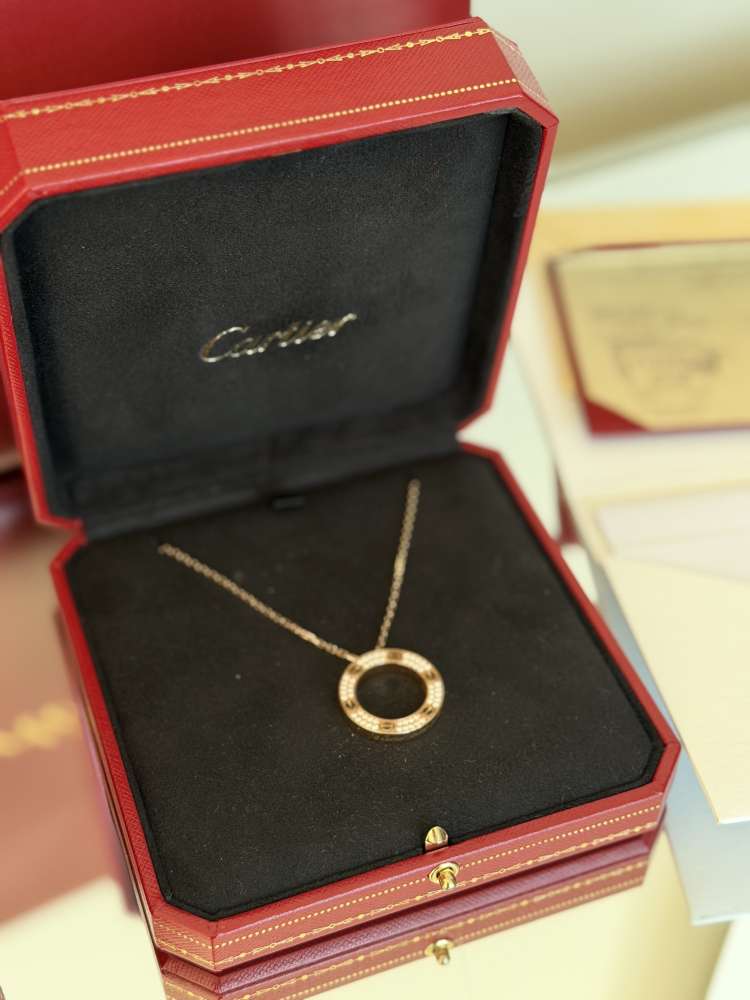 Cartie love pendant náhrdnelnik