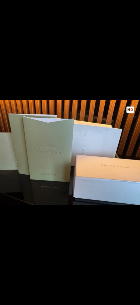 Van cleef & arpels naramok
