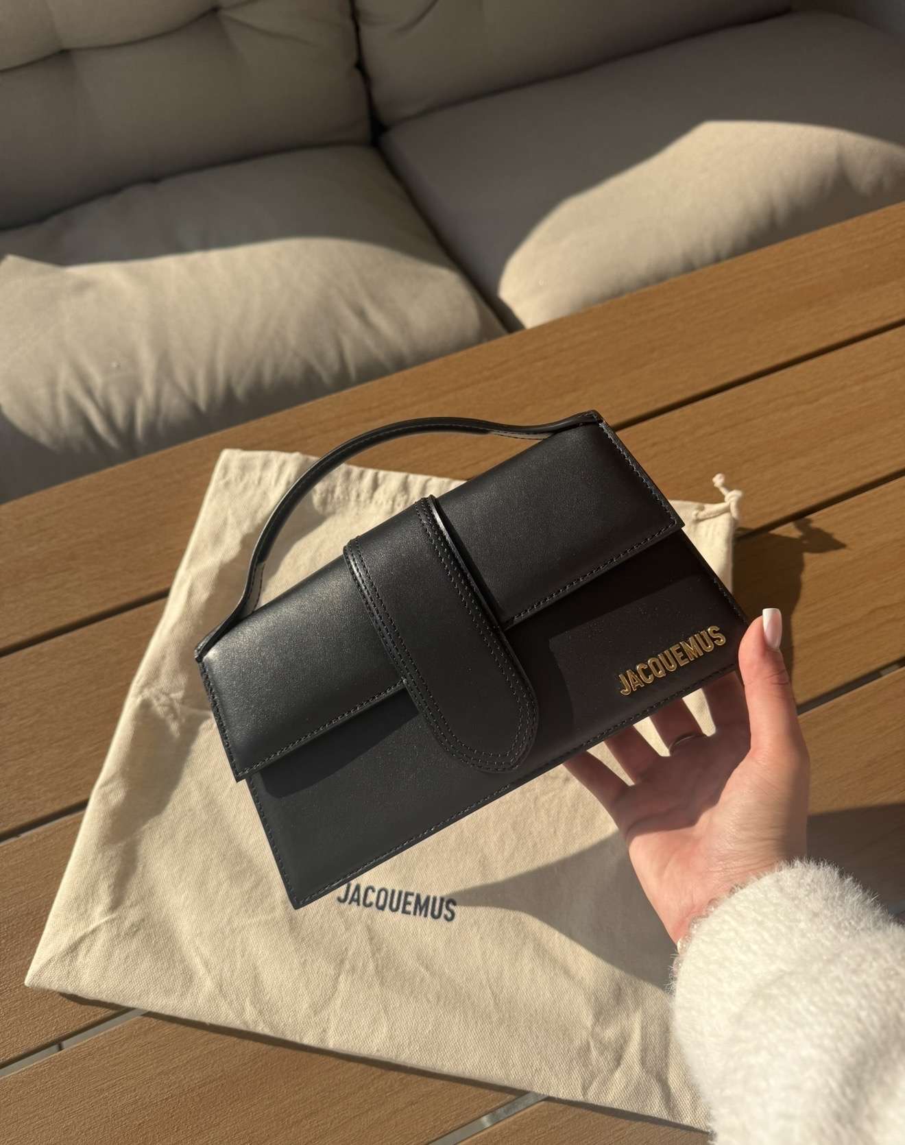 Jacquemus Le Grand Bambino