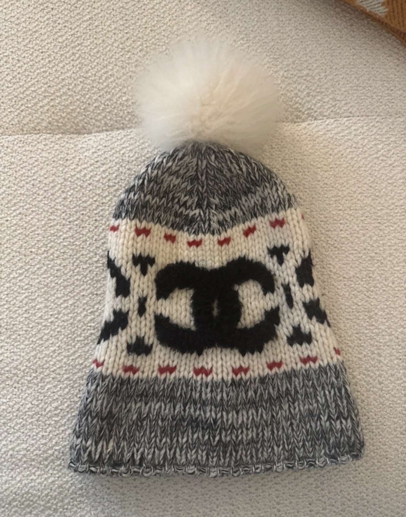 Chanel čiapka