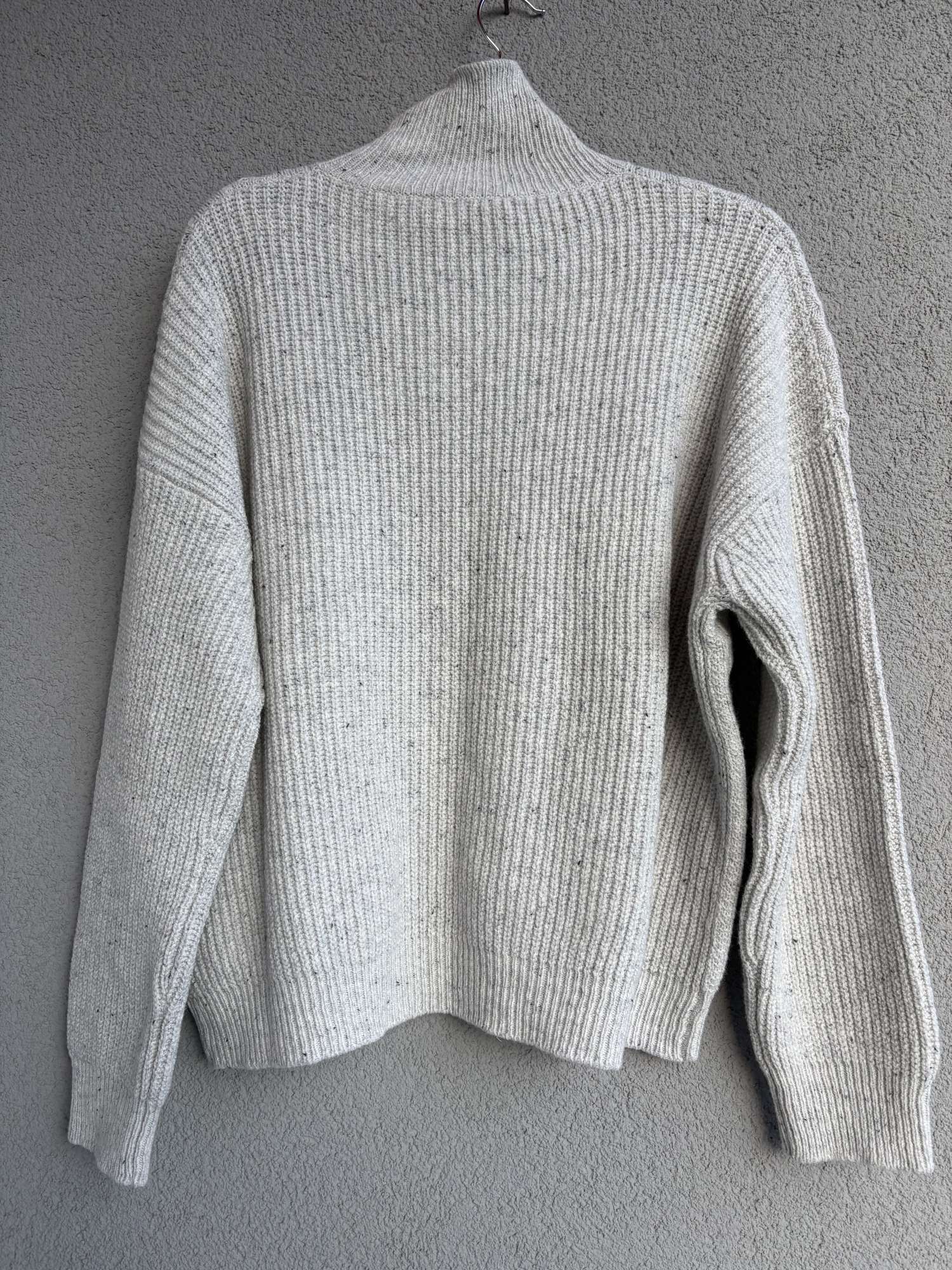 Max Mara nový vlnený sveter, polorolák , pc 235€