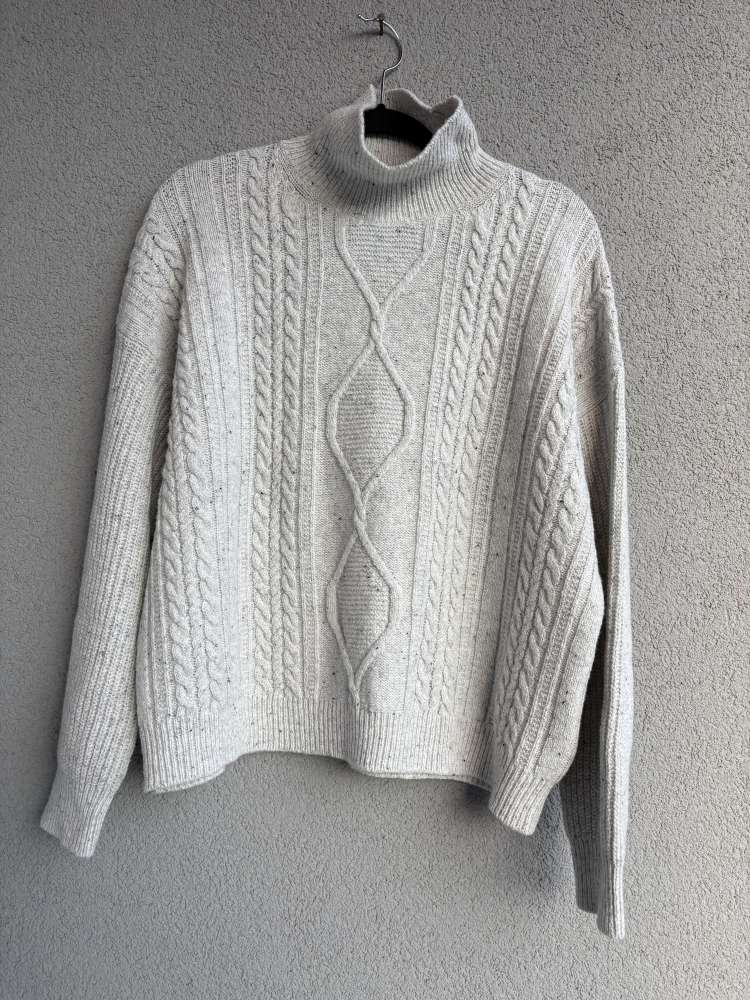 Max Mara nový vlnený sveter, polorolák , pc 235€