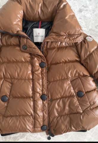 https://vipluxury.sk/Moncler Bunda