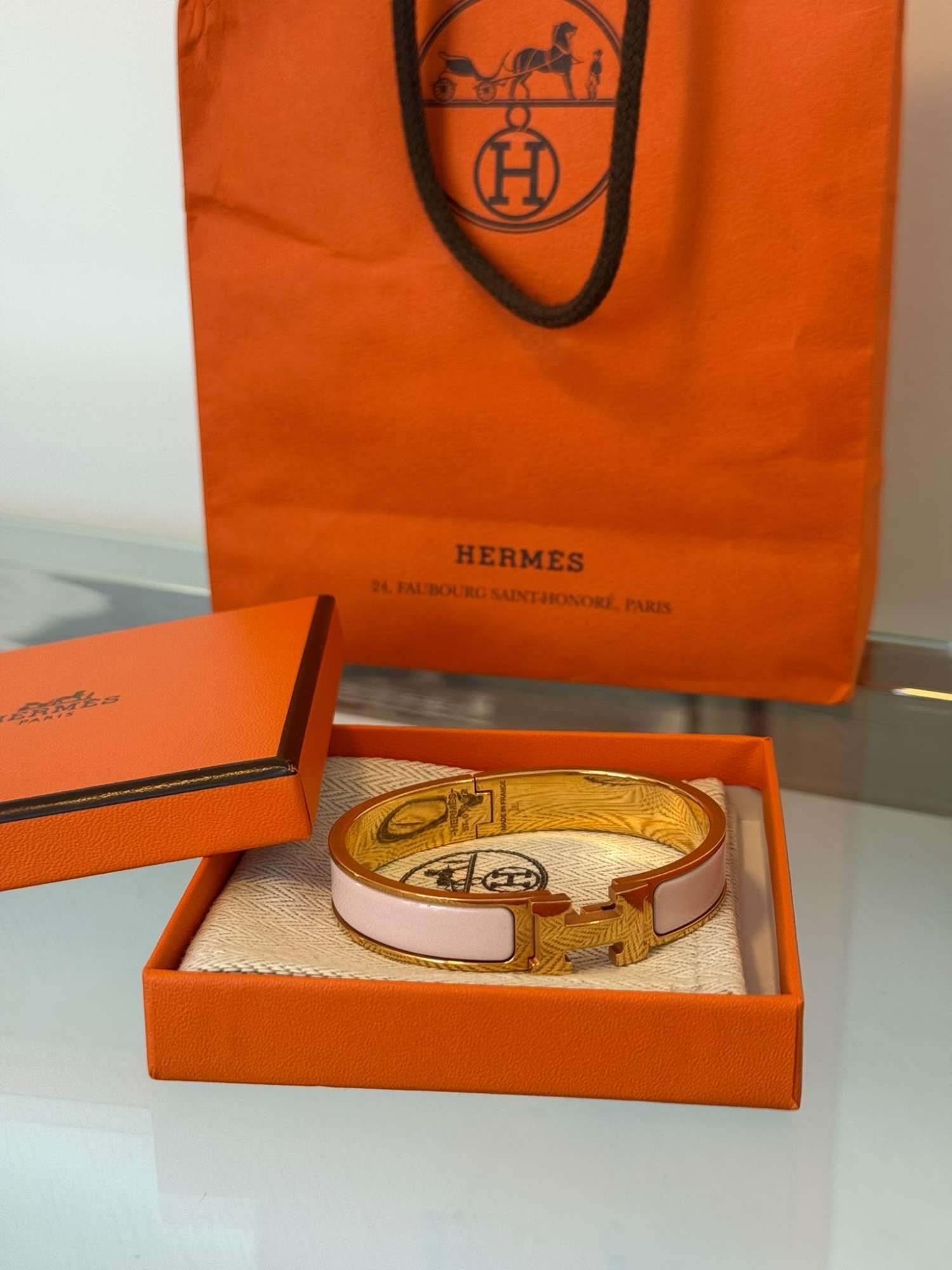 Hermes Clic H naramok